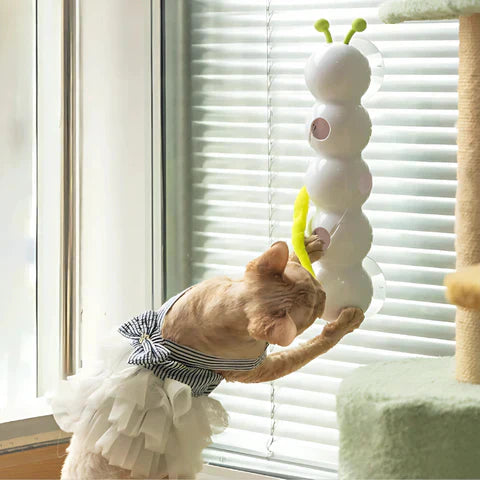 WiggleWorm™ Stimulates Hunting Instinct