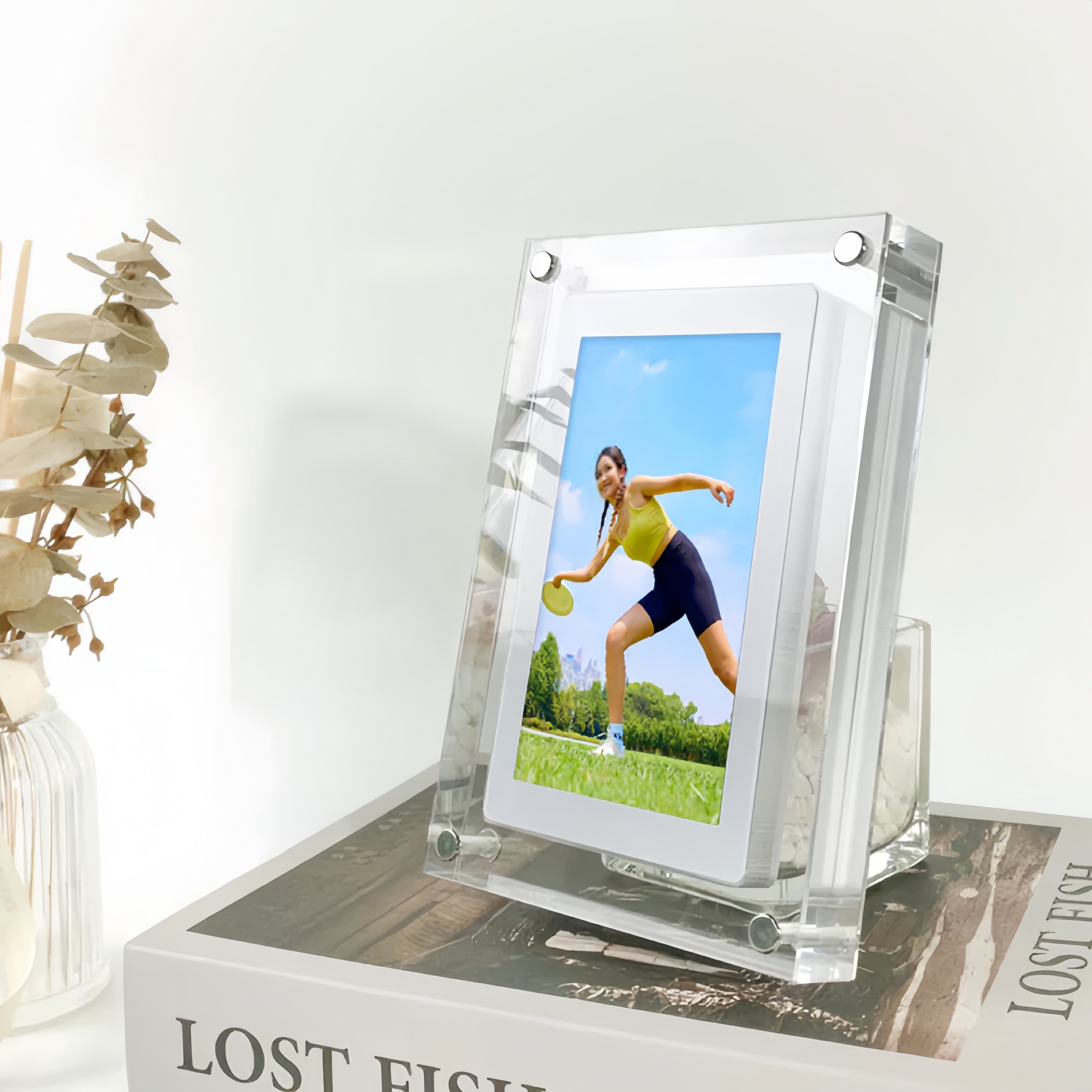 LiveFrame™ Share Timeless Memories