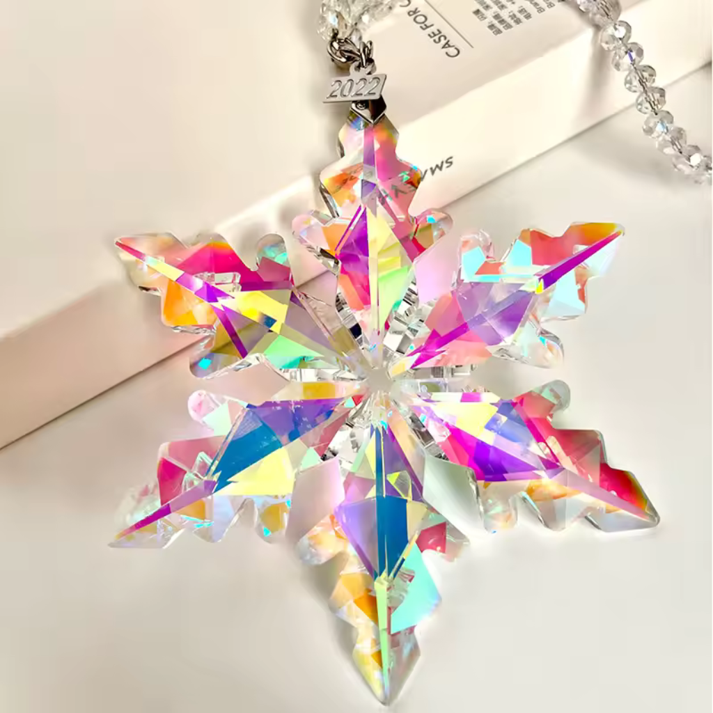 SnowGleam™ Twinkle Through Seasons