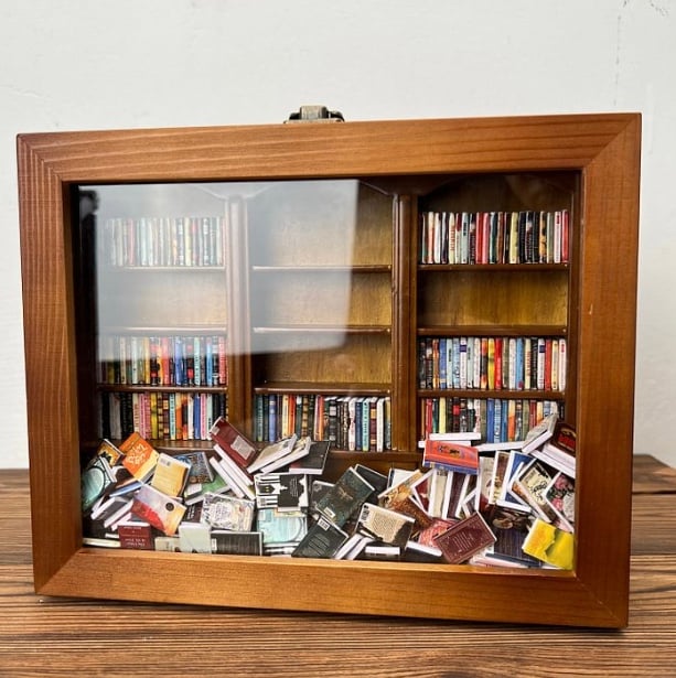 ShelfShake™ Mind-Calming Mini Shelf