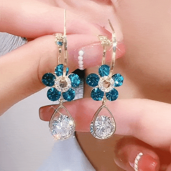 Elara™ Elegant Floral Sparkle