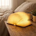 Book-shaped table lamp – Fablelite
