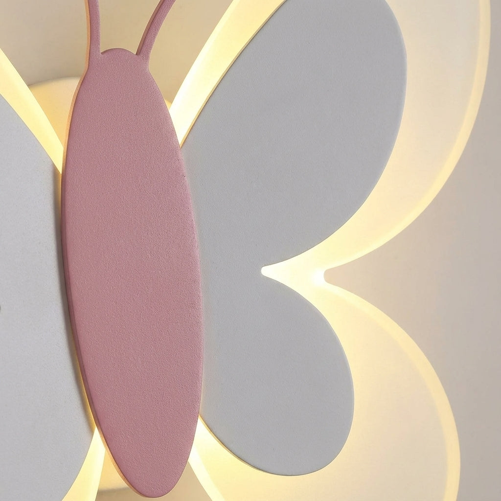 Butterfly-shaped wall lamp – Faywing