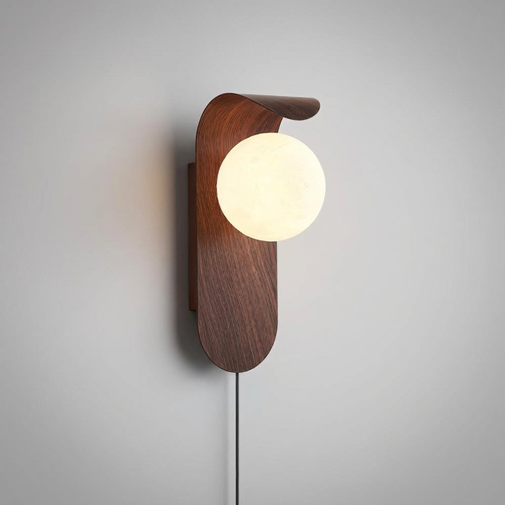 Curved Frame Wall Sconce – Glontre