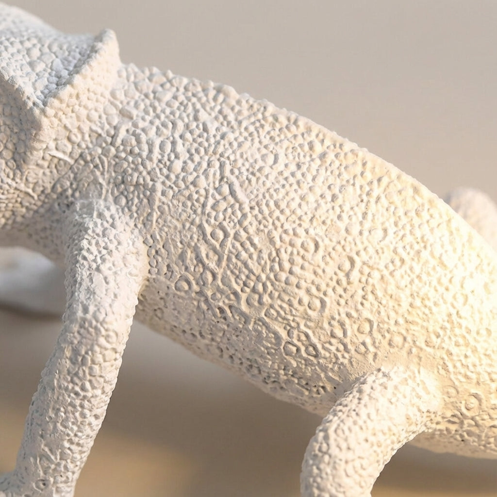 Decorative Animal Table Lamp – Luminizard