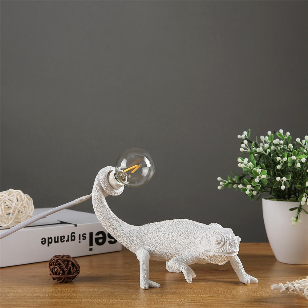 Decorative Animal Table Lamp – Luminizard