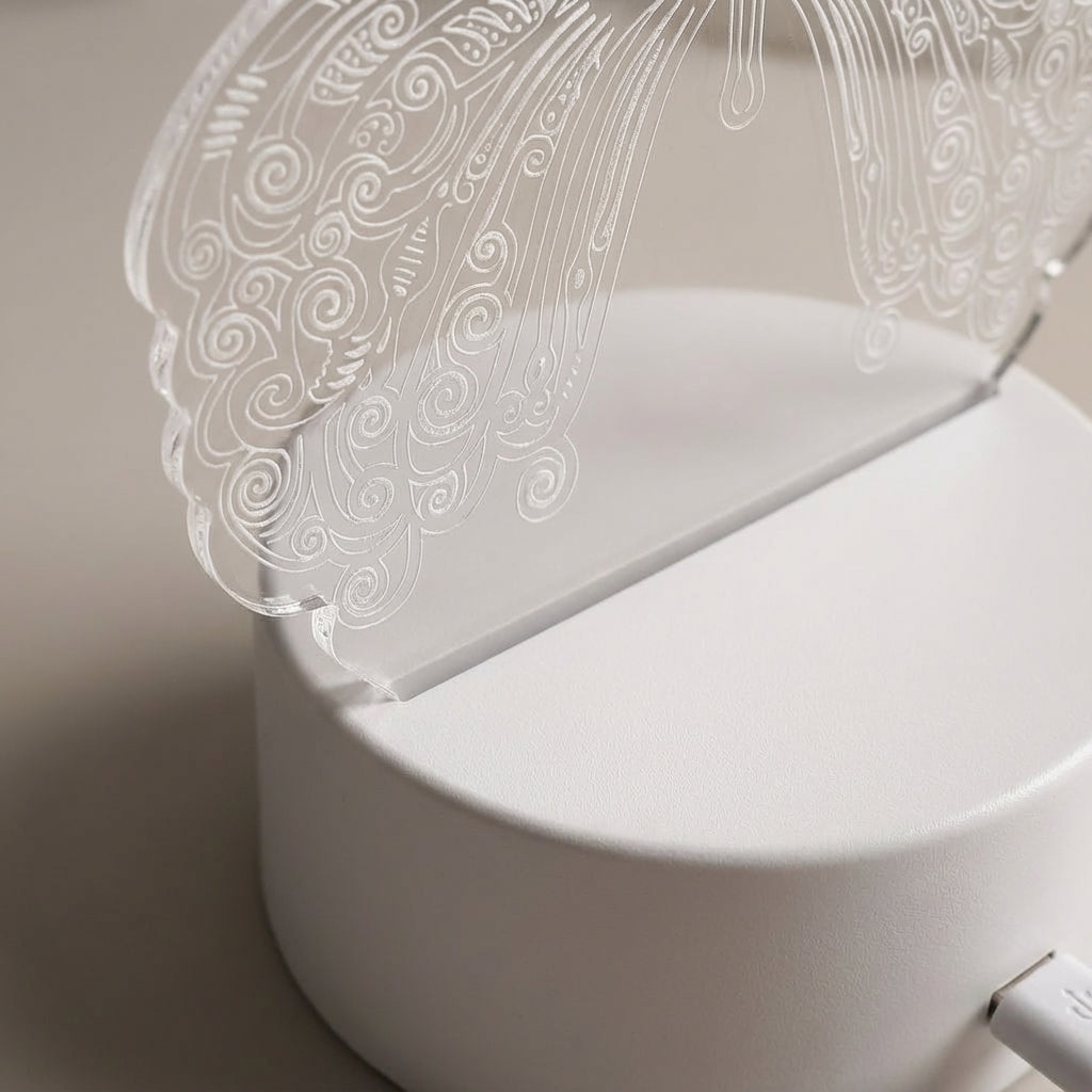 Geometric Butterfly Table Lamp – Novabutter