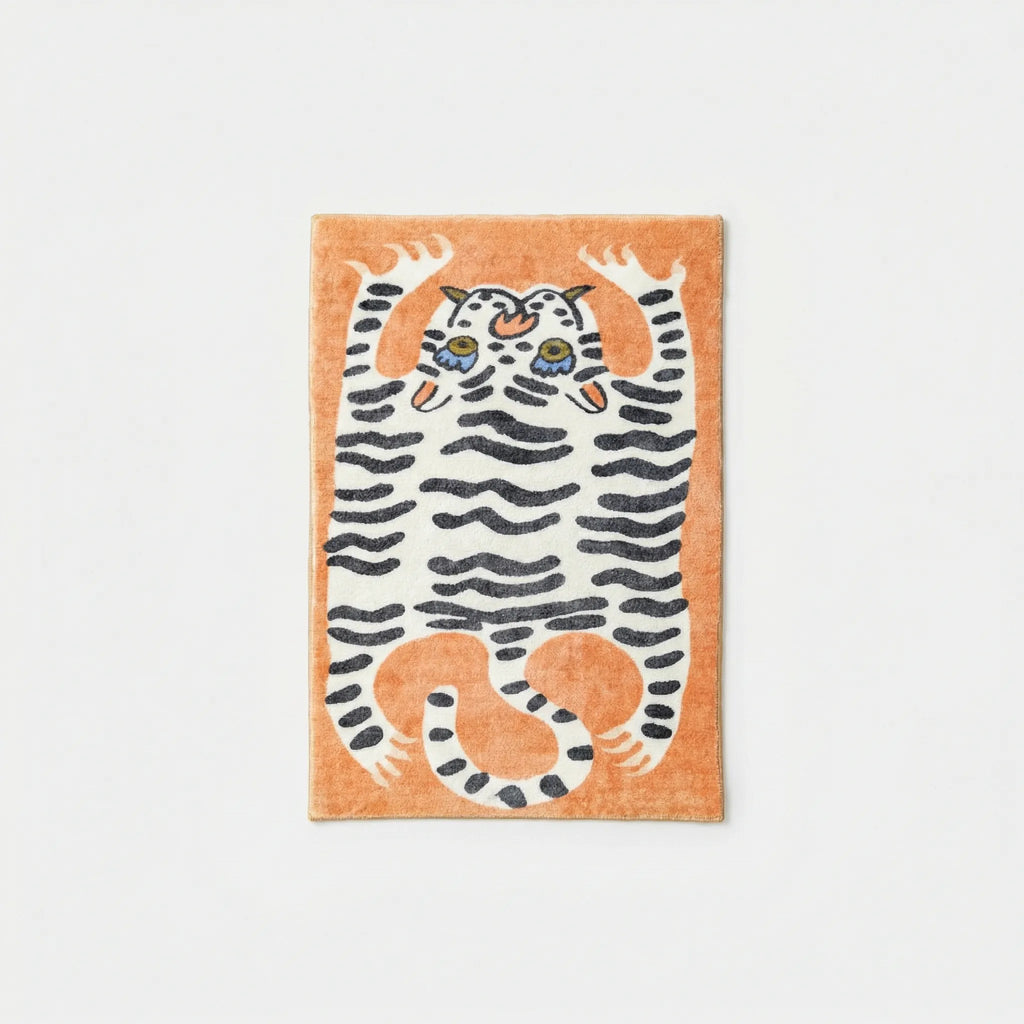 Graphic Animal Area Rug - TigraLoom