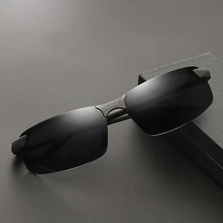 AutoTint™ Instant Shade Adjustment