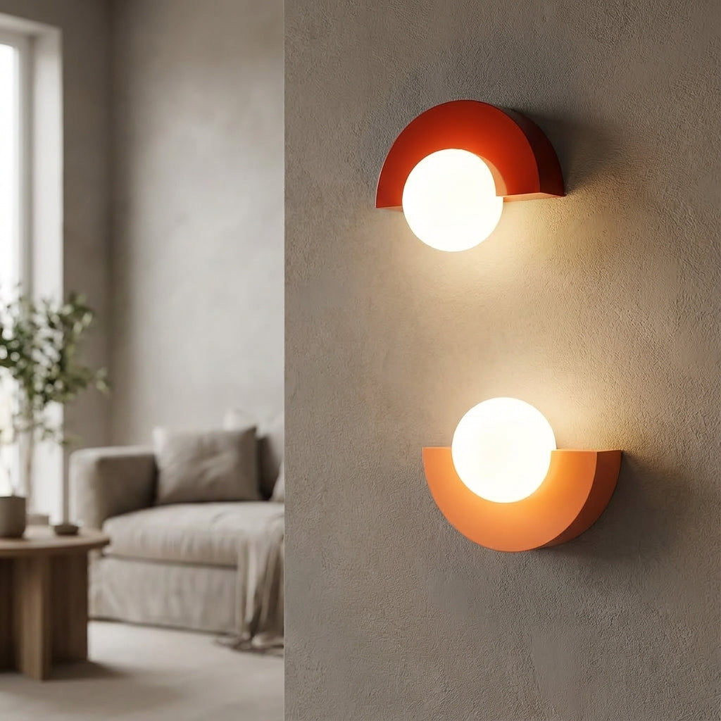 Half-round wall sconce – Haloform