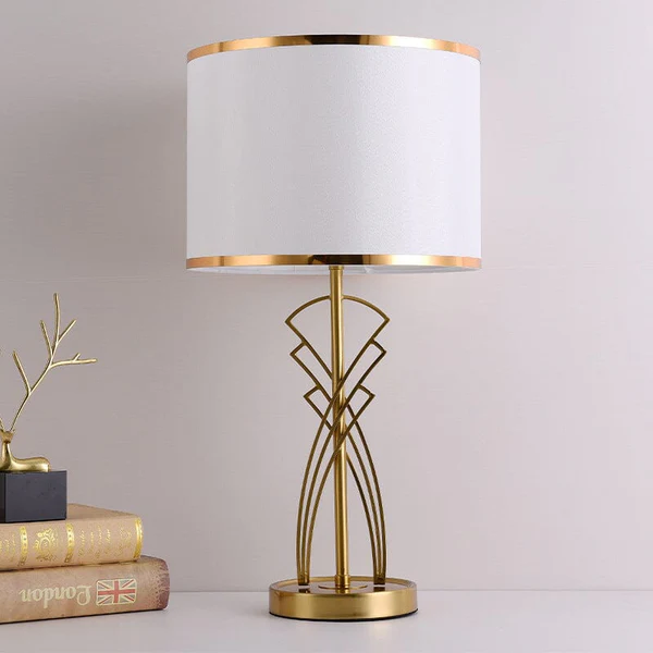 Luxury-Style Accent Lamp – Artelume