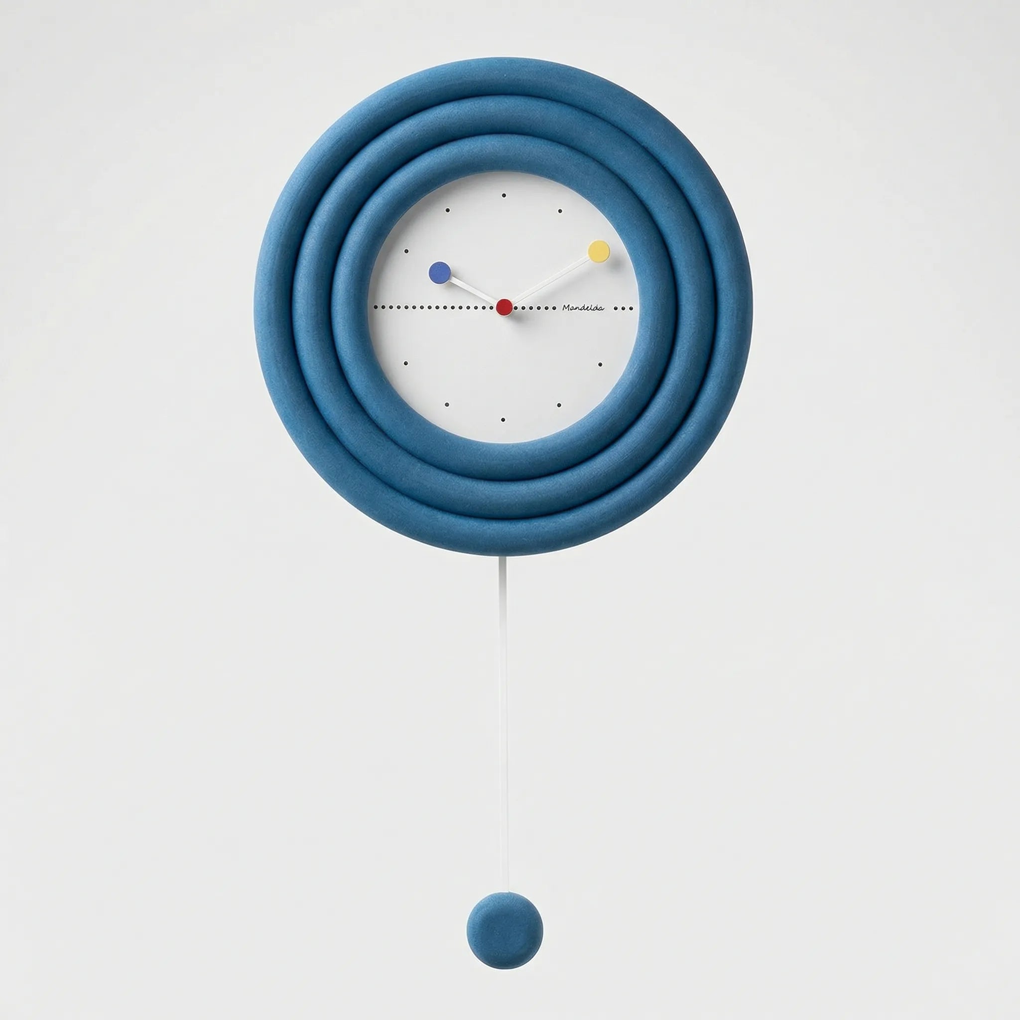 Minimalist Pendulum Wall Clock - Circulonix
