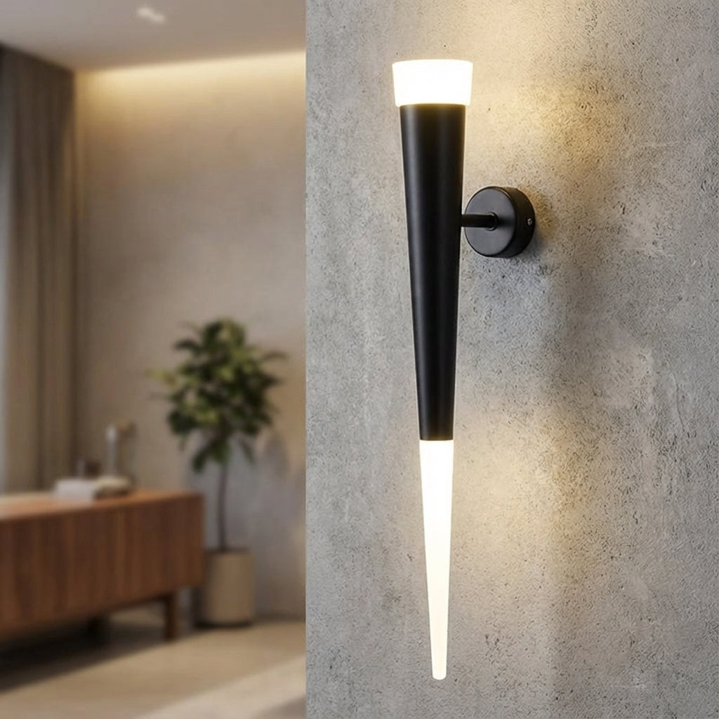Modern, tapered wall sconce – LumaTaper