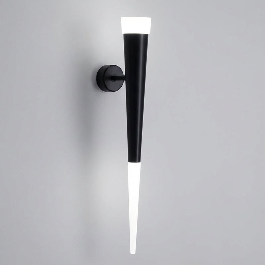 Modern, tapered wall sconce – LumaTaper