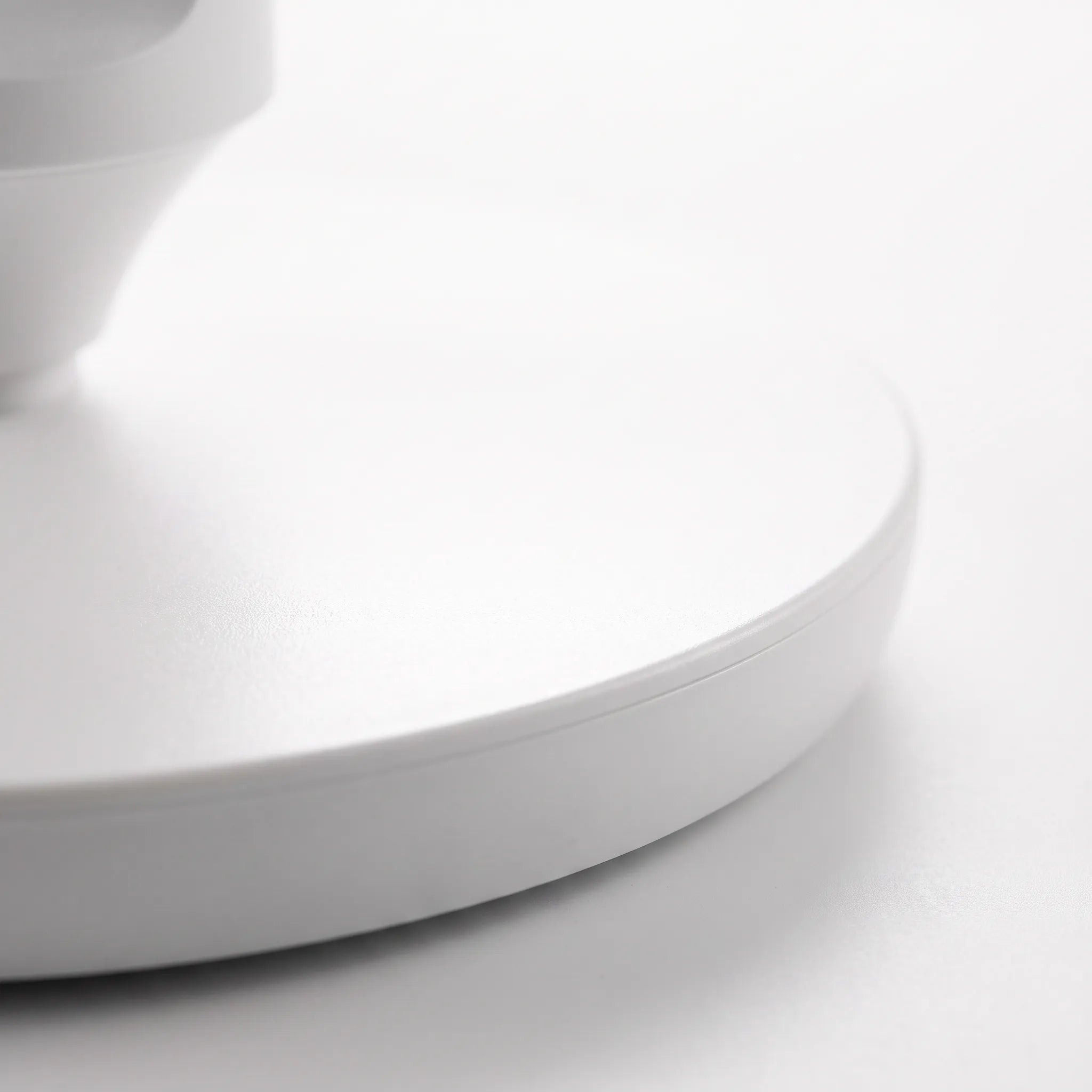 Multidirectional Oscillating Room Fan with Remote Control - Ventorix