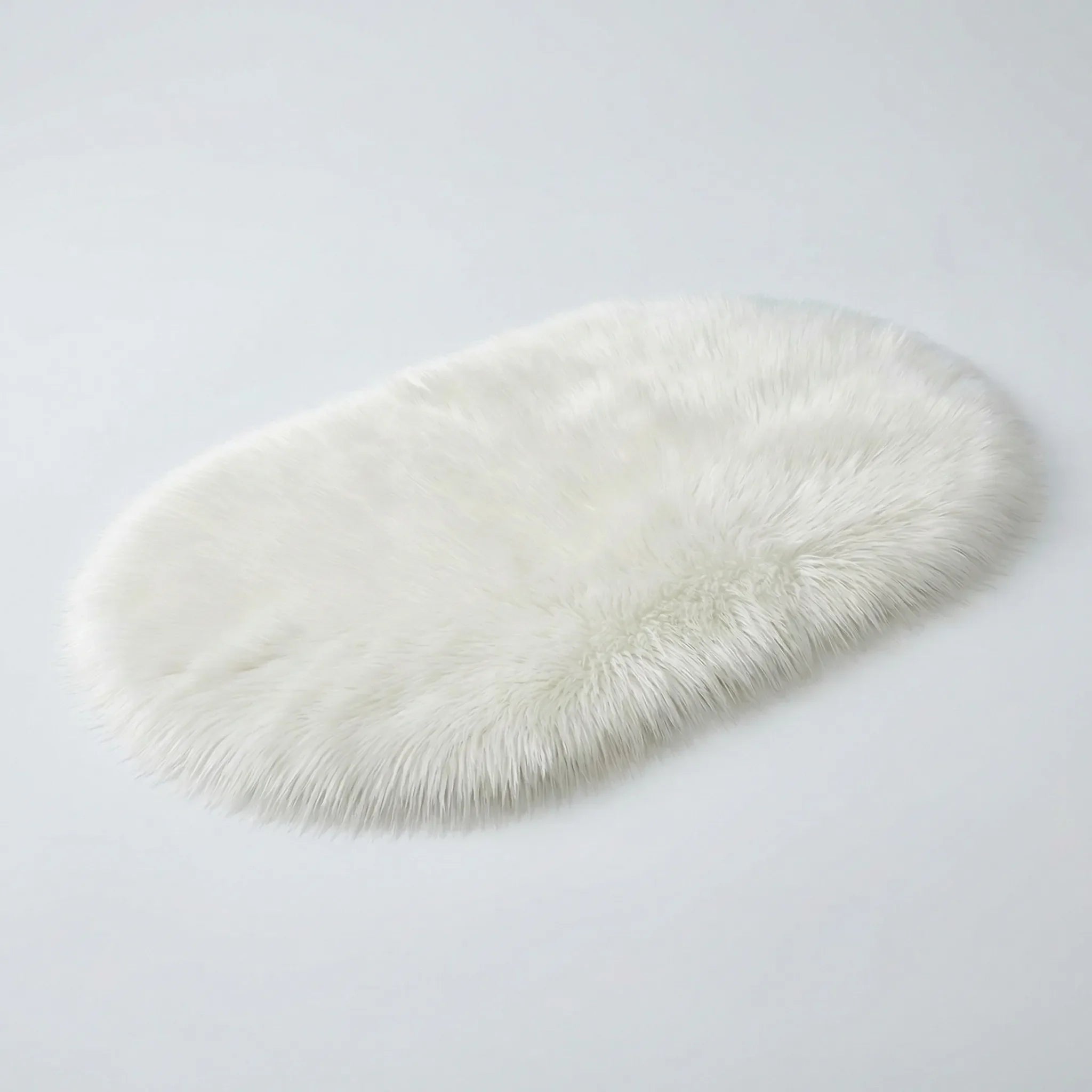 Oval Plush Area Rug - Veluryn