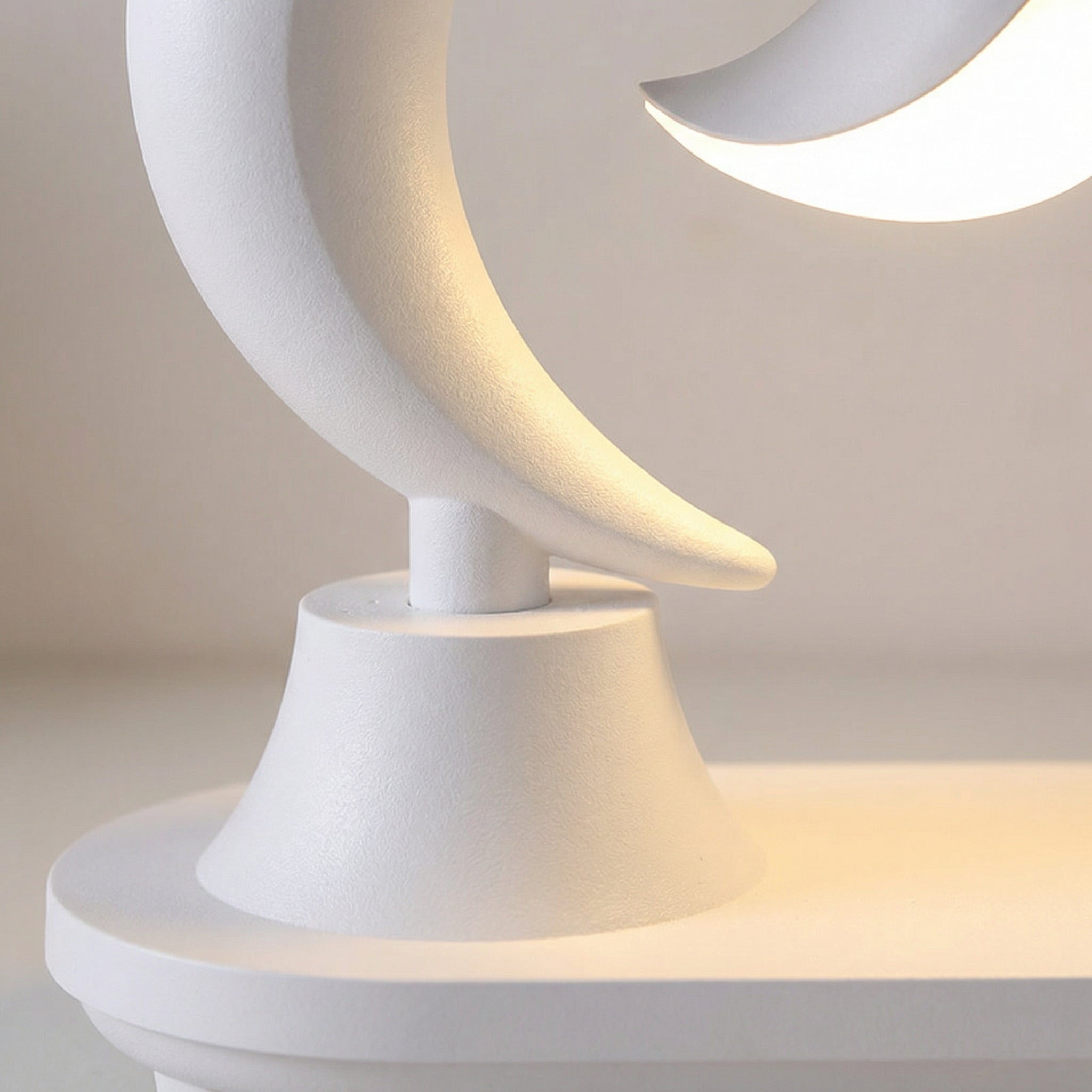 Rechargeable Bluetooth Bedside Lamp - Glowmoon