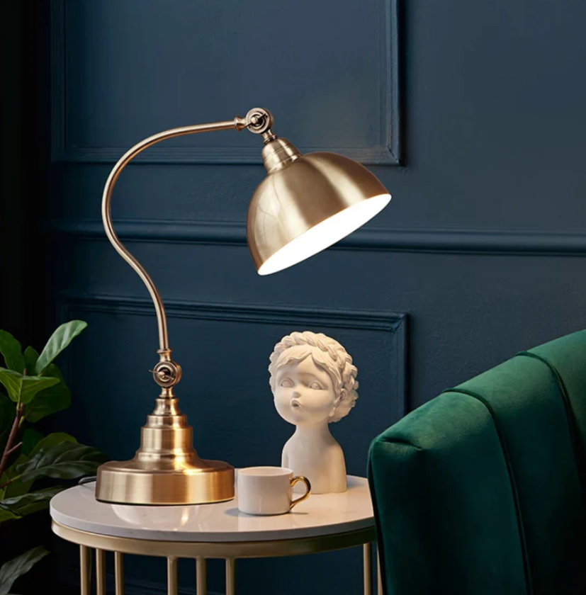 Retro-inspired table lamp – Brasselle