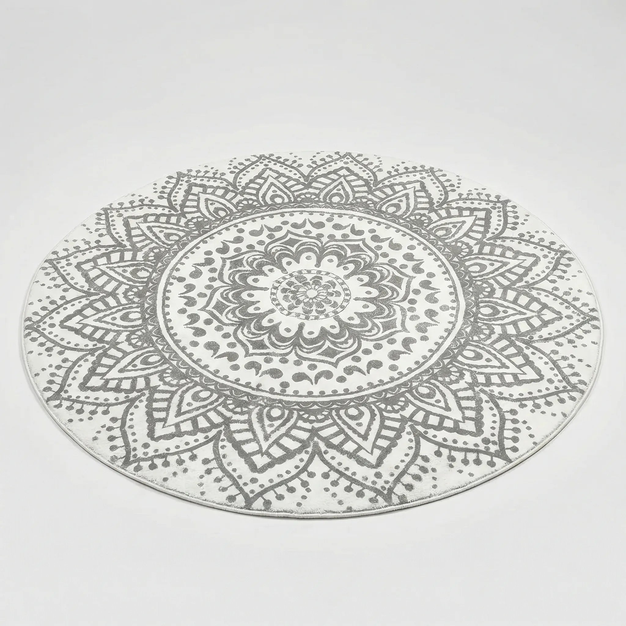 Round Patterned Accent Rug - Mandavelle