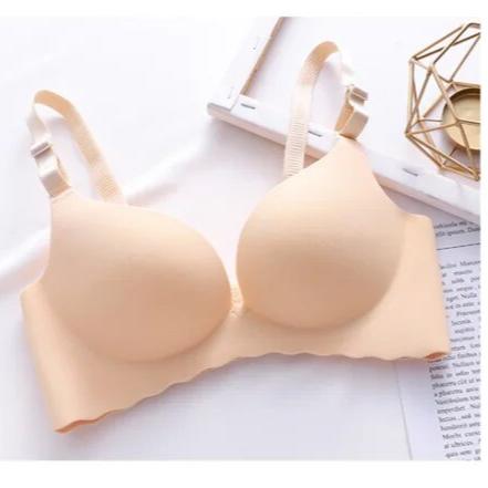 BustBoost™ Smooth Sculpting Comfort