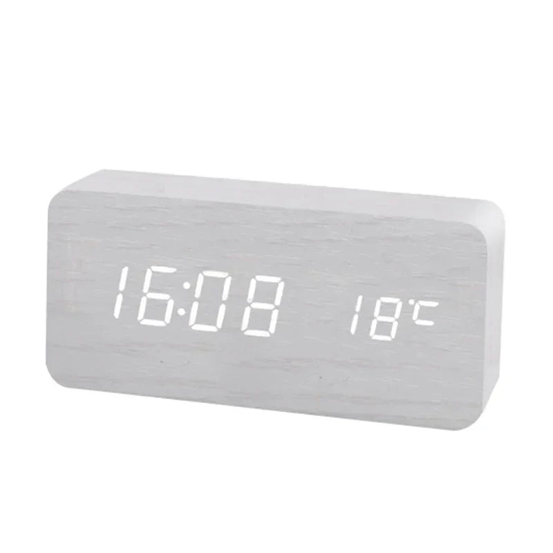 Digital wooden alarm clock with LED display – WoodSync