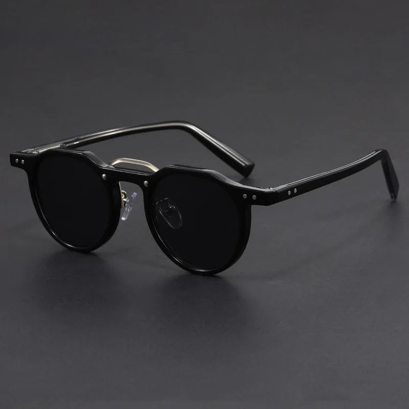 UrbanRay™ Vintage Vibe Appeal
