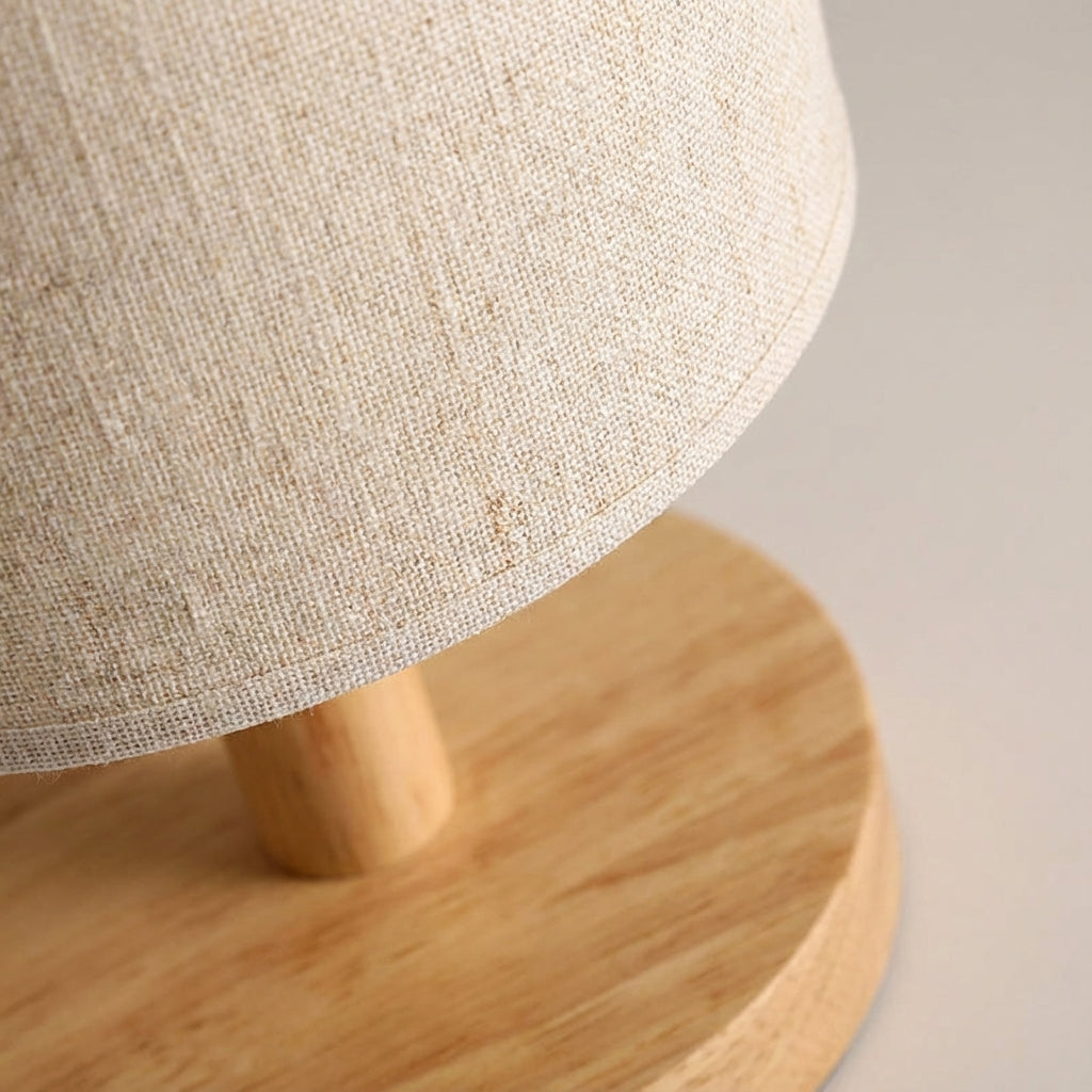 Scandinavian-style table lamp – Nordelle