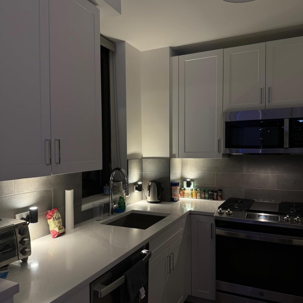 Subtle Wall-Mounted Plug-In Lamp – Noctiflow