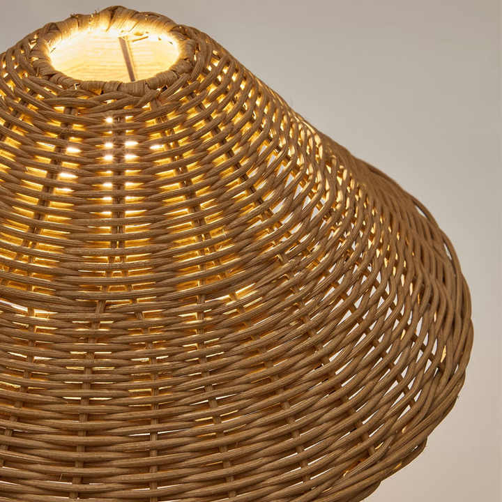 Touch-sensitive dimmable desk lamp – Wovelle