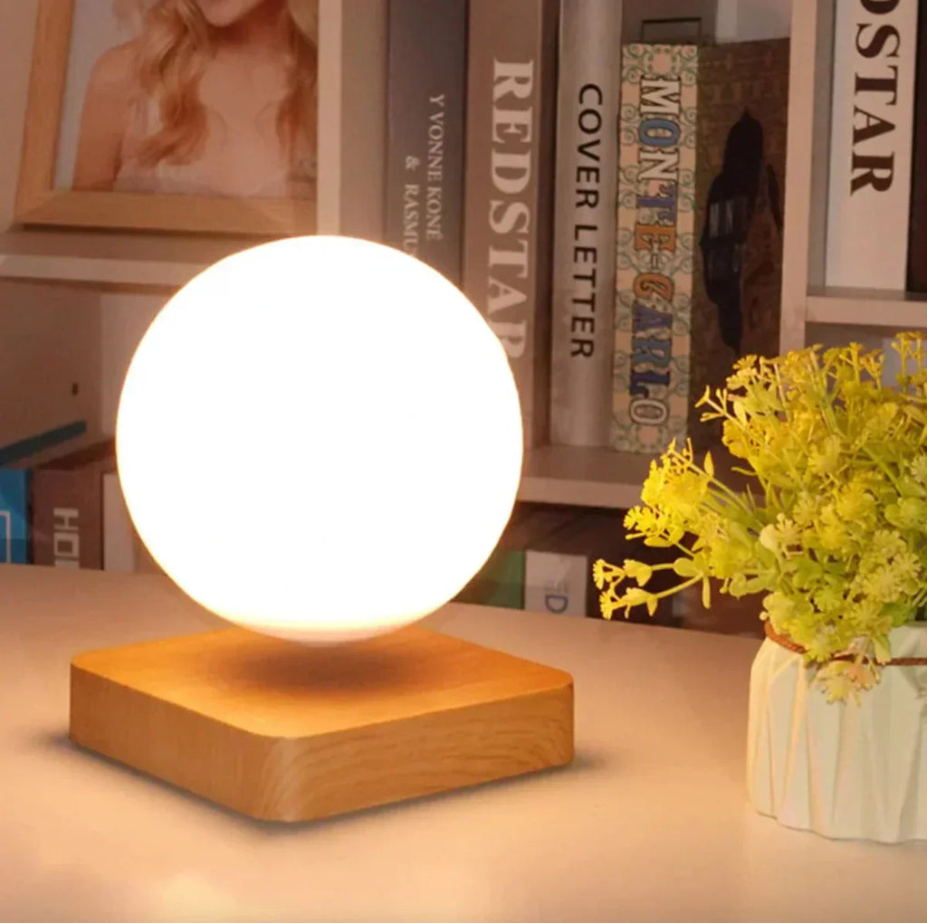 Atmospheric Floating Moon Lamp - LunaFloat