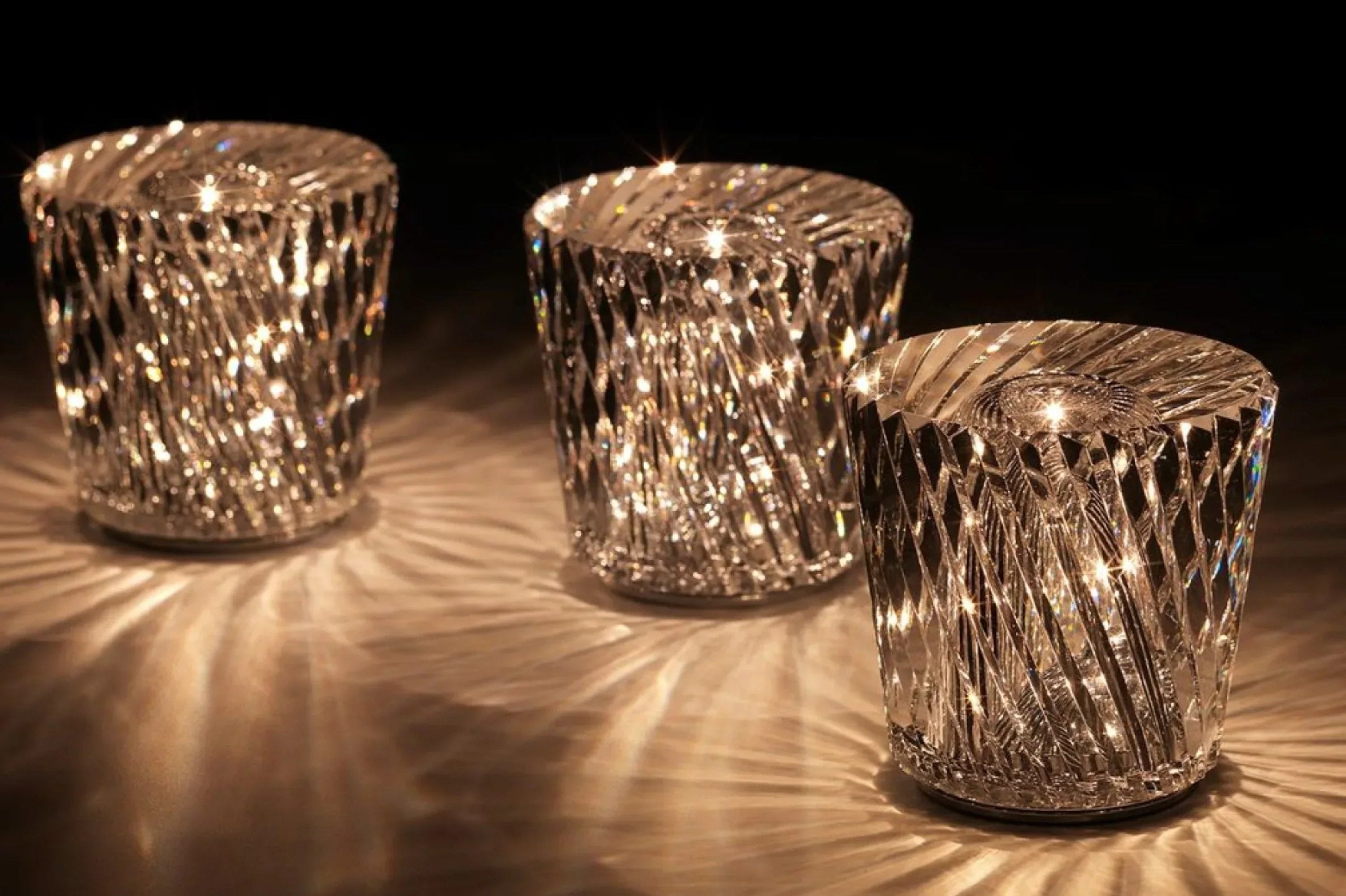 Luxury Rechargeable Diamond Crystal Table Lamp - Lumière Diamond