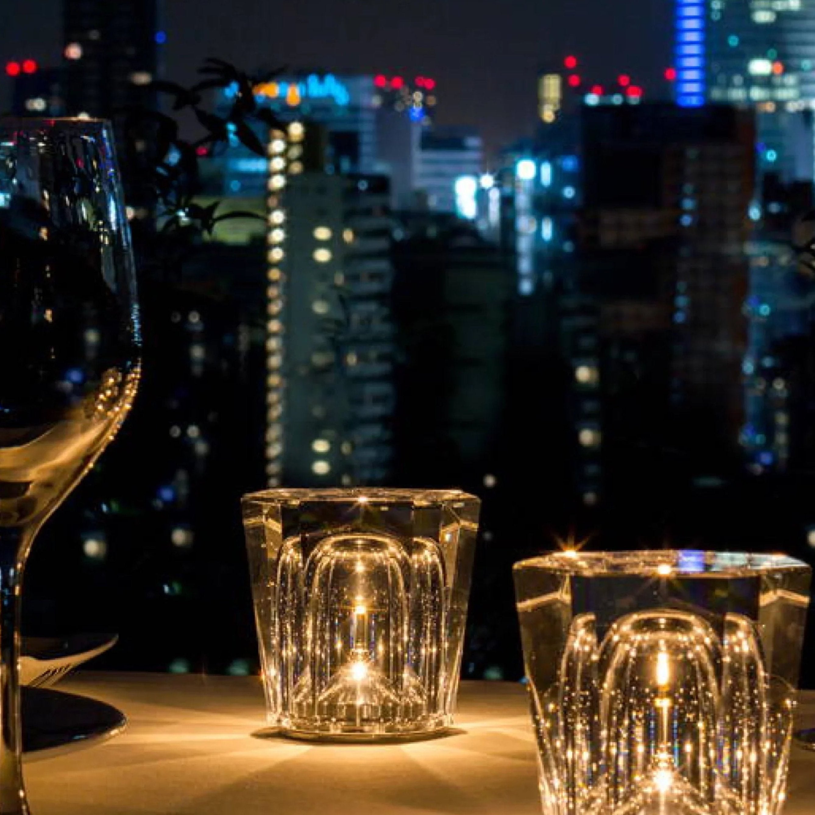 Luxury Rechargeable Diamond Crystal Table Lamp - Lumière Diamond