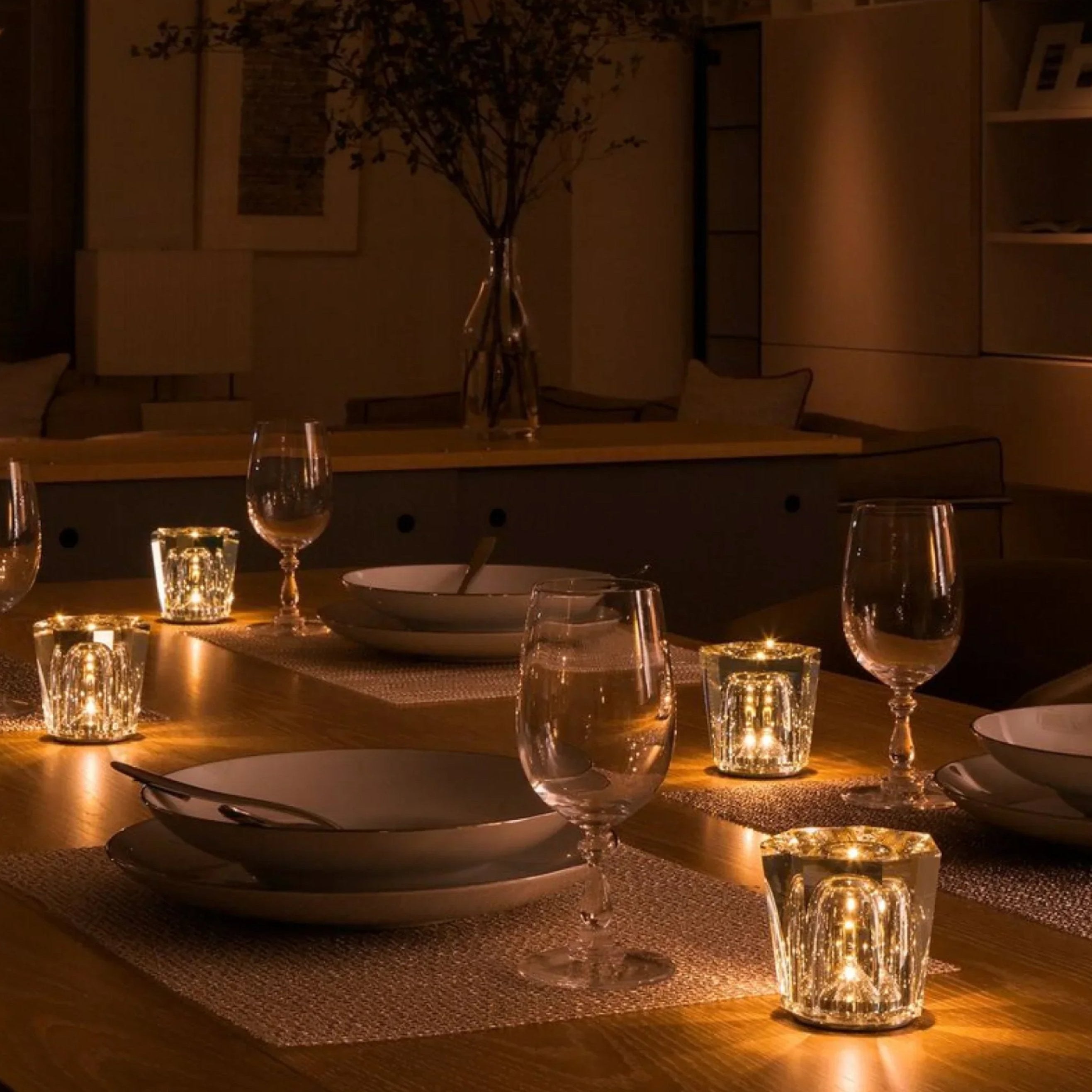 Luxury Rechargeable Diamond Crystal Table Lamp - Lumière Diamond